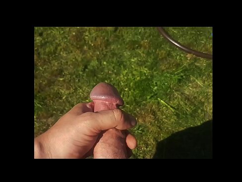 ❤️ Hot Hottie kritt hir rosa Muschi gefuckt a spréngt mat engem Sprëtz an engem Summergaart ❤️❌ Pornovideo op lb.gaypornforyou.ru ❌️